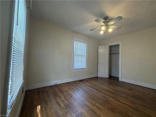 324 E Mcculloch Street, Greensboro, NC 27406
