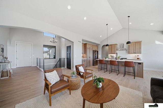 8811 Dragonfly Lane, Lincoln, NE 68526