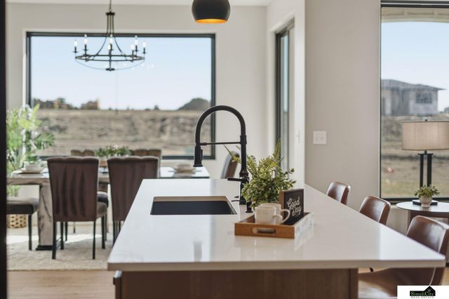 8811 Dragonfly Lane, Lincoln, NE 68526