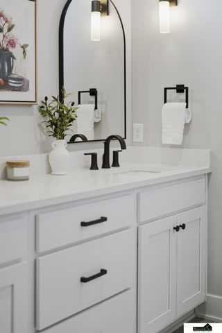 8811 Dragonfly Lane, Lincoln, NE 68526