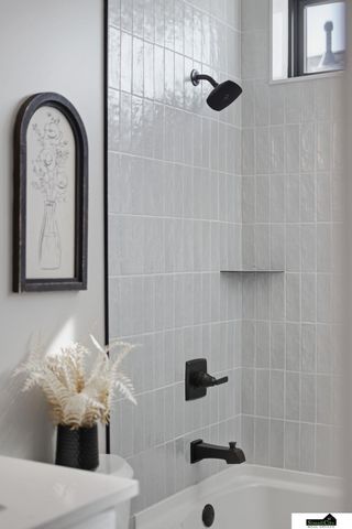 8811 Dragonfly Lane, Lincoln, NE 68526