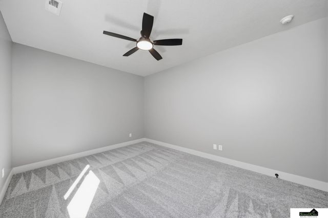 8811 Dragonfly Lane, Lincoln, NE 68526