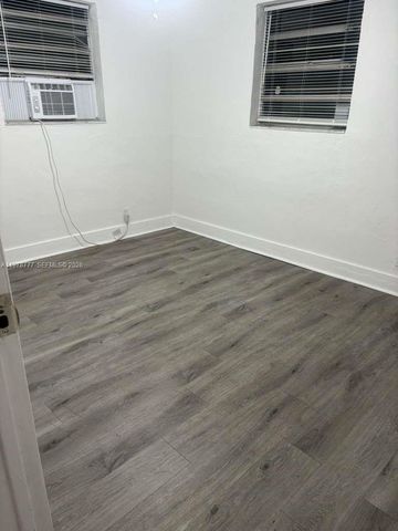 1715 NW 8th Ct 1, Fort Lauderdale, FL 33311