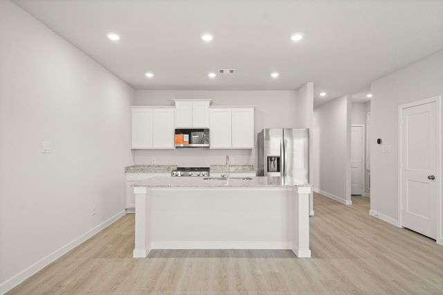 500 Shoreview Drive, Conroe, TX 77303