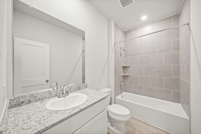 500 Shoreview Drive, Conroe, TX 77303