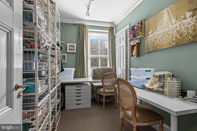 8 S PROVIDENCE RD, Wallingford, PA 19086