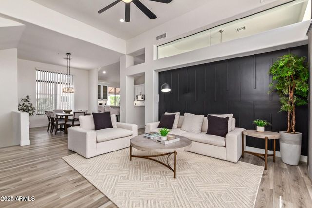 8989 N GAINEY CENTER Drive 231, Scottsdale, AZ 85258