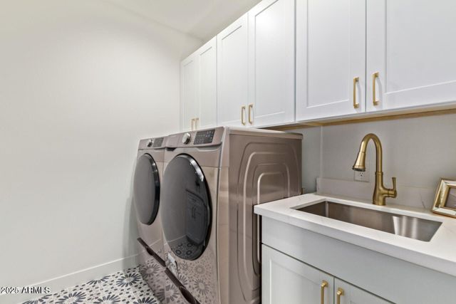 8989 N GAINEY CENTER Drive 231, Scottsdale, AZ 85258