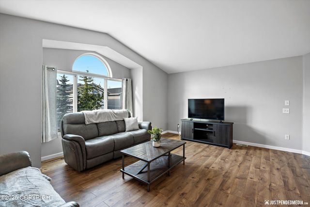 1491 N Heather Meadows Loop, Anchorage, AK 99507