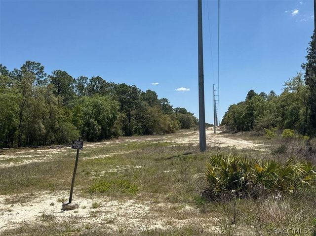 5032 W Field Street, Homosassa, FL 34446
