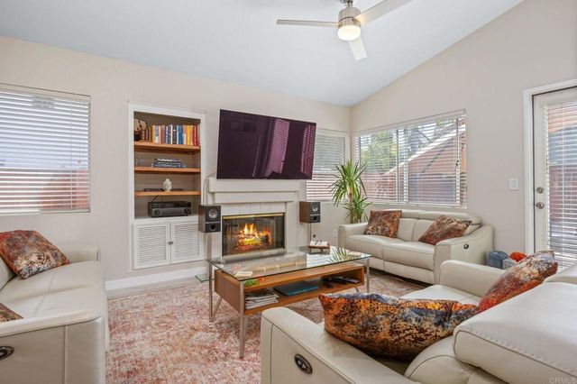 4668 Calle Del Greco, Oceanside, CA 92056