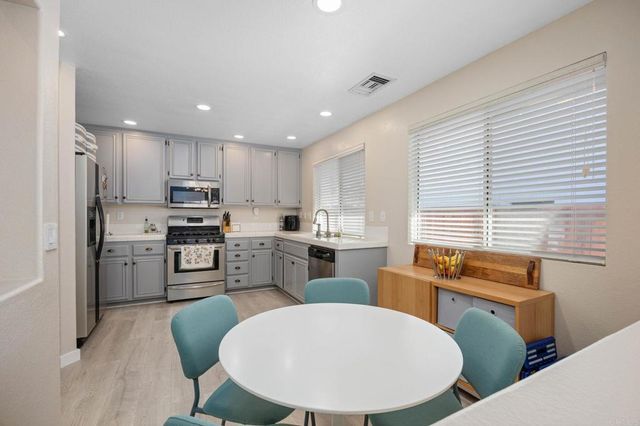 4668 Calle Del Greco, Oceanside, CA 92056