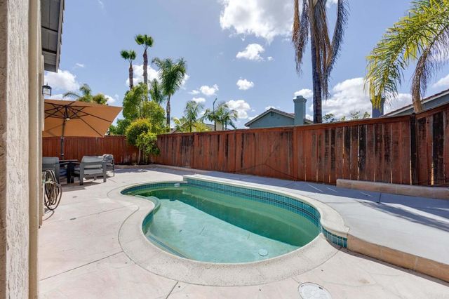 4668 Calle Del Greco, Oceanside, CA 92056