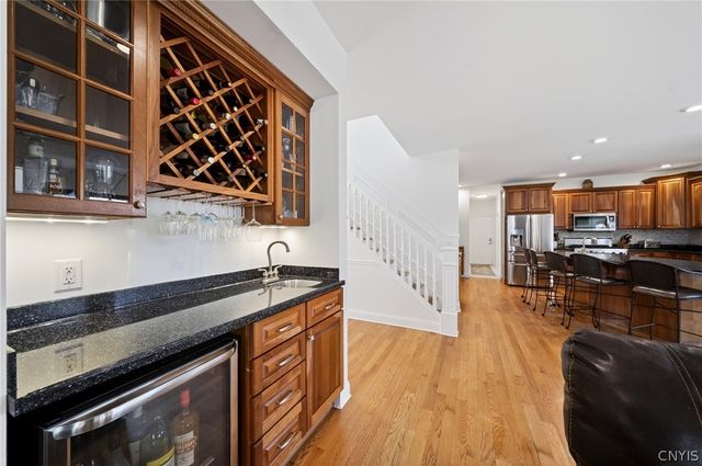 12 Wilbur Dr, Granby, NY 13069
