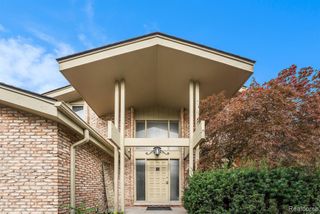 2189 Colony Club Court, West Bloomfield, MI 48322