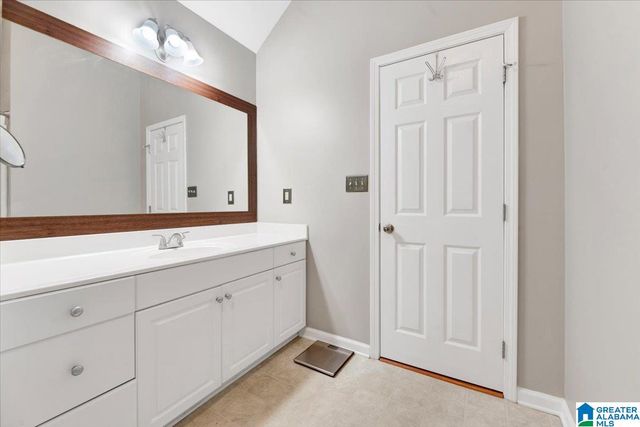 3081 SUMMIT LANE, Fultondale, AL 35068