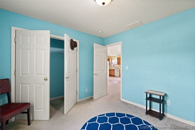 5935 Pine View Court, Jeffersonville, IN 47130