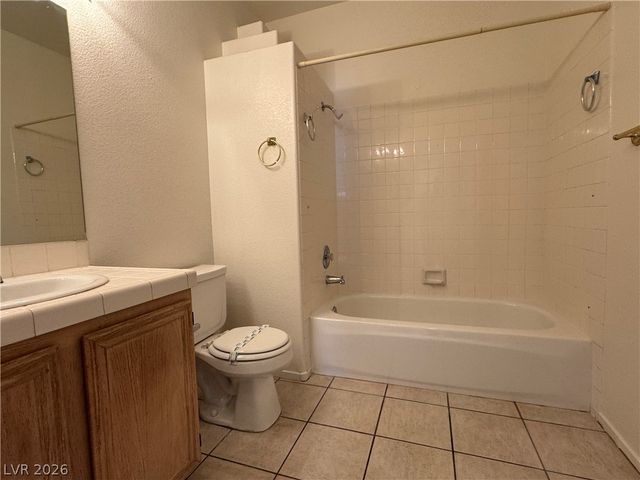 1851 HILLPOINTE Road 2421, Henderson, NV 89074