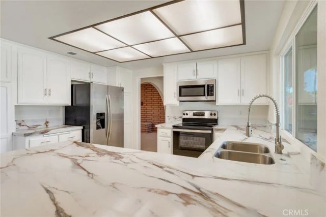 15750 Pounders Drive, Riverside, CA 92504