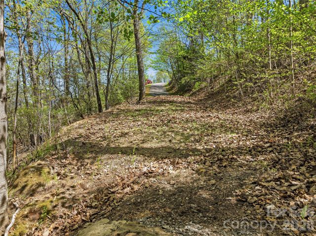 27 Deer Grass Court, Arden, NC 28704