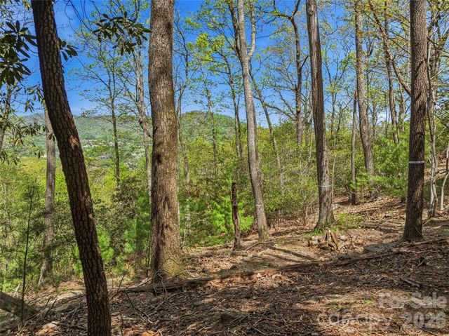 27 Deer Grass Court, Arden, NC 28704