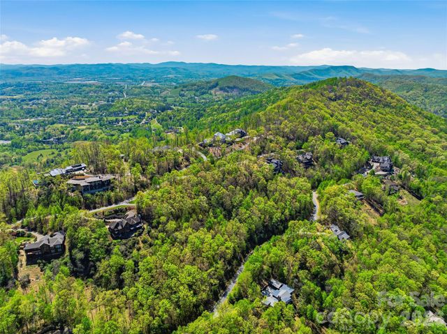 27 Deer Grass Court, Arden, NC 28704