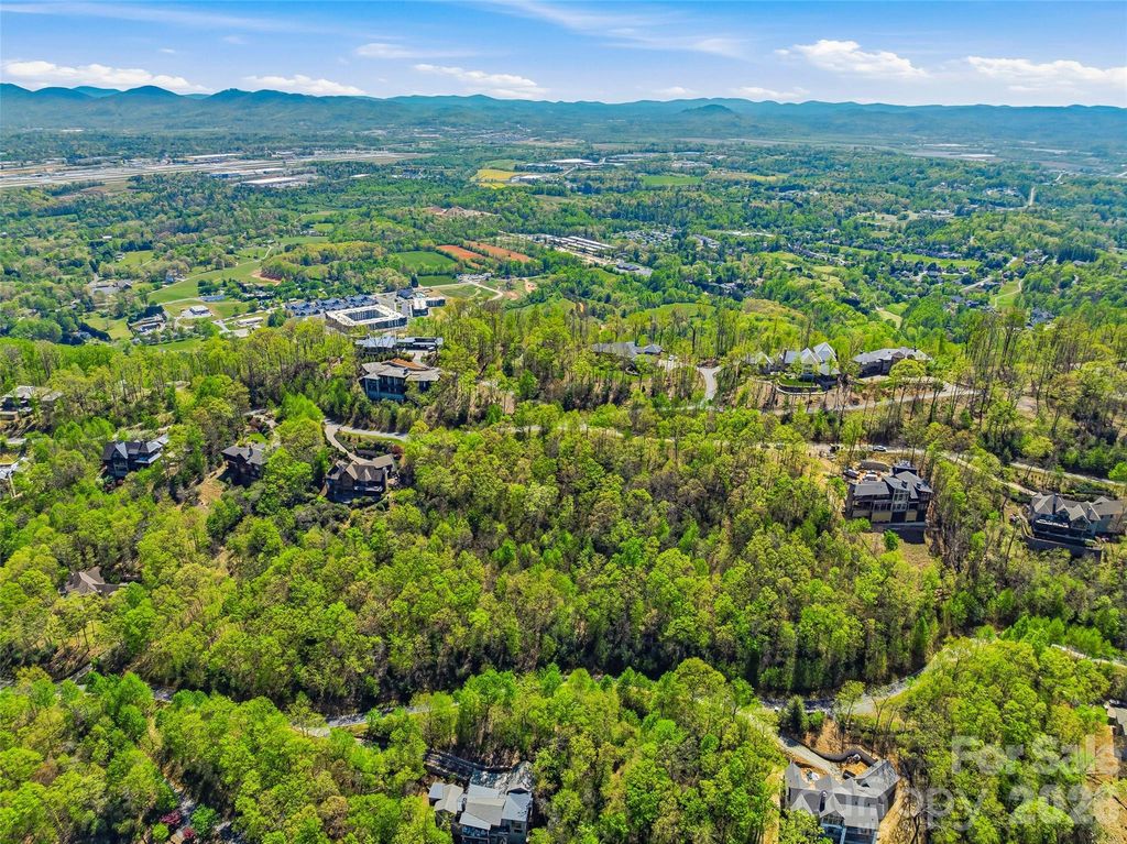 27 Deer Grass Court, Arden, NC 28704