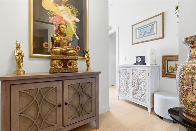 133 Seaport Blvd 1805, Boston, MA 02210