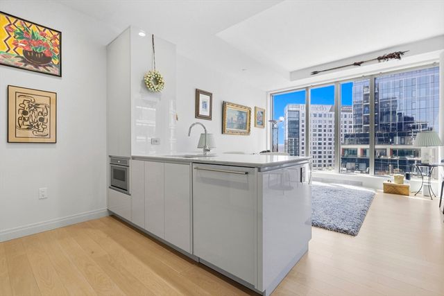 133 Seaport Blvd 1805, Boston, MA 02210