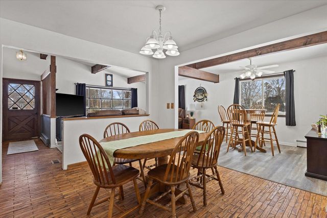 W358N5045 Lakeshore DRIVE, Oconomowoc, WI 53066