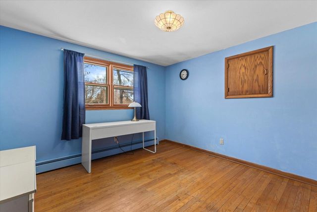 W358N5045 Lakeshore DRIVE, Oconomowoc, WI 53066