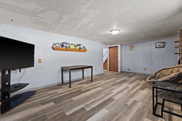 W358N5045 Lakeshore DRIVE, Oconomowoc, WI 53066