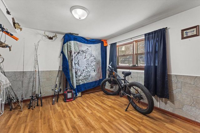 W358N5045 Lakeshore DRIVE, Oconomowoc, WI 53066