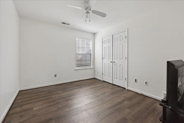 2046 OLIVE BARK CV, Memphis, TN 38134