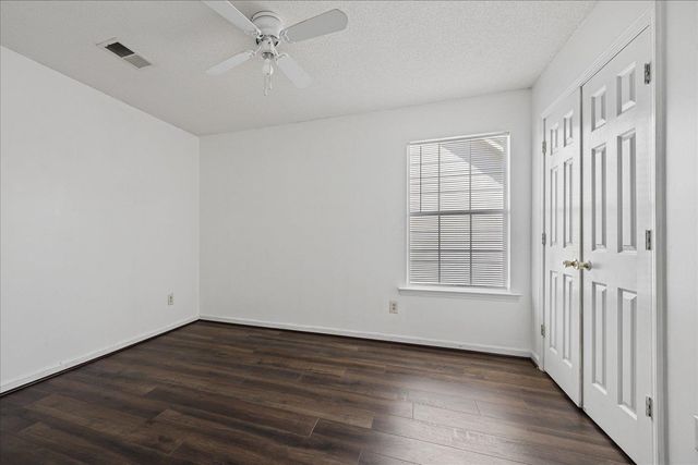 2046 OLIVE BARK CV, Memphis, TN 38134