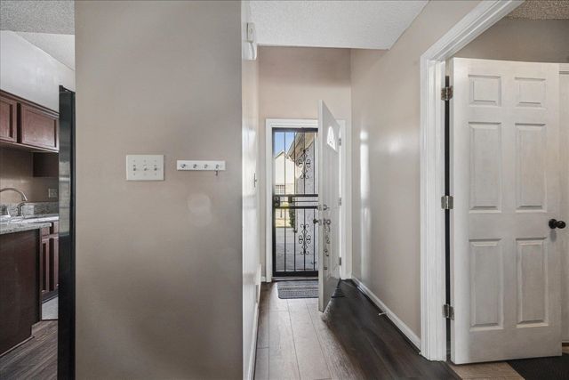 2046 OLIVE BARK CV, Memphis, TN 38134