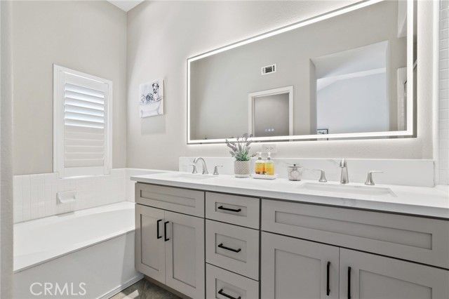 12721 Trent Jones, Tustin, CA 92782