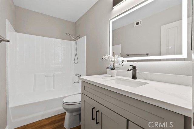 12721 Trent Jones, Tustin, CA 92782