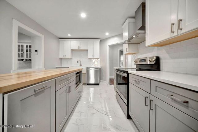 303 Oread Rd, Louisville, KY 40207