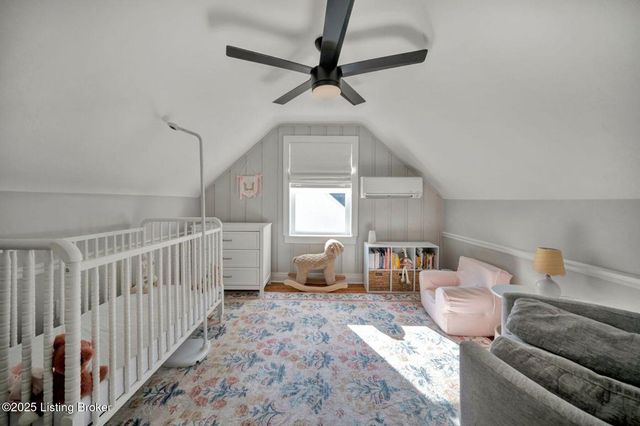 303 Oread Rd, Louisville, KY 40207