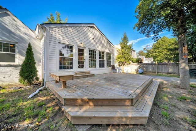 303 Oread Rd, Louisville, KY 40207