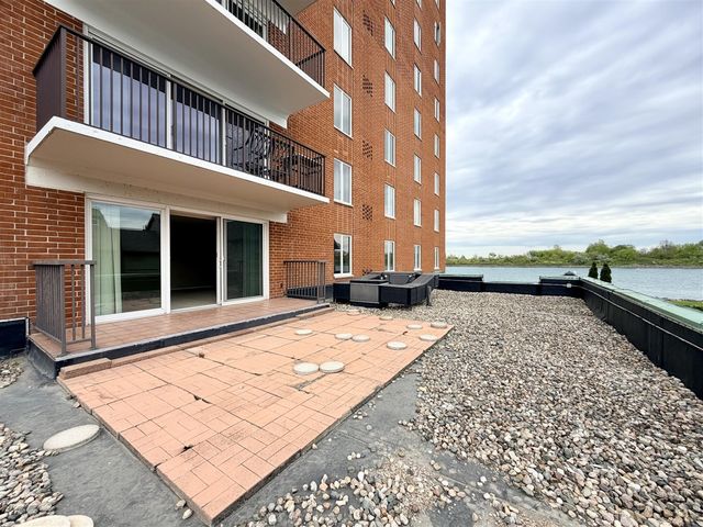 3301 Biddle Avenue, Wyandotte, MI 48192