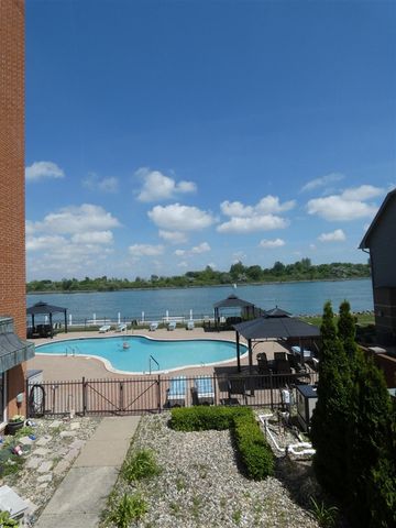3301 Biddle Avenue, Wyandotte, MI 48192
