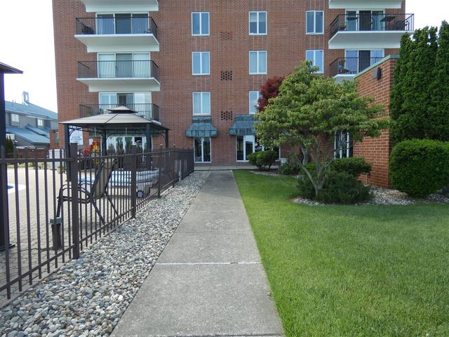 3301 Biddle Avenue, Wyandotte, MI 48192