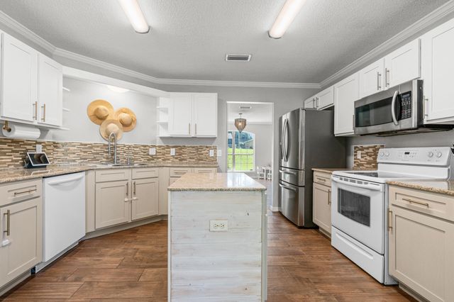 1235 Northview Drive, Crestview, FL 32536