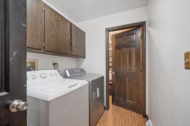 134 Amherst Drive, Bartlett, IL 60103