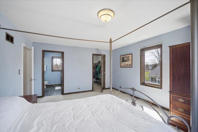 134 Amherst Drive, Bartlett, IL 60103