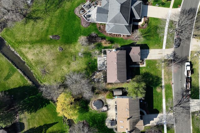 134 Amherst Drive, Bartlett, IL 60103