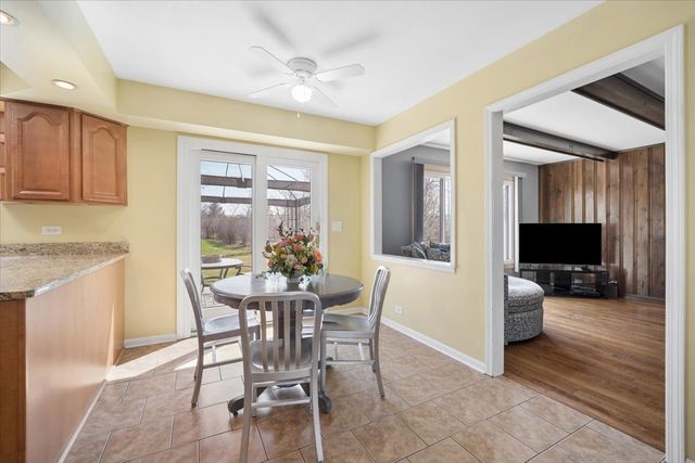 134 Amherst Drive, Bartlett, IL 60103