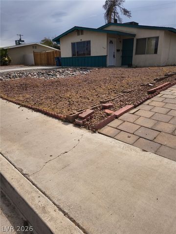 3247 Greenbriar Drive, Las Vegas, NV 89121